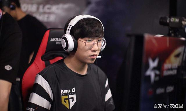 展示了对比 展示了对比