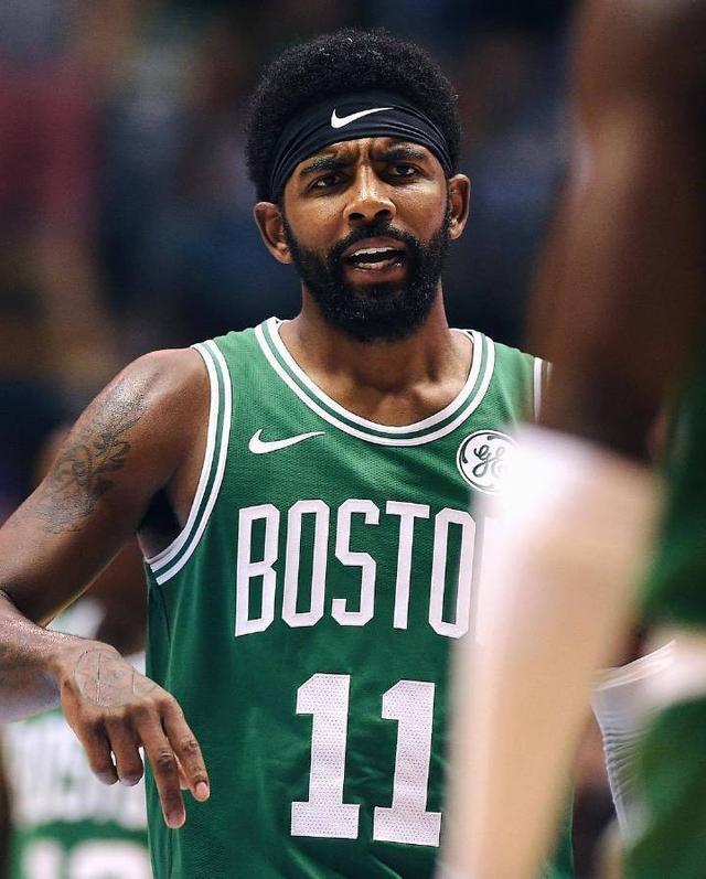 夜间客流与 夜间客流与